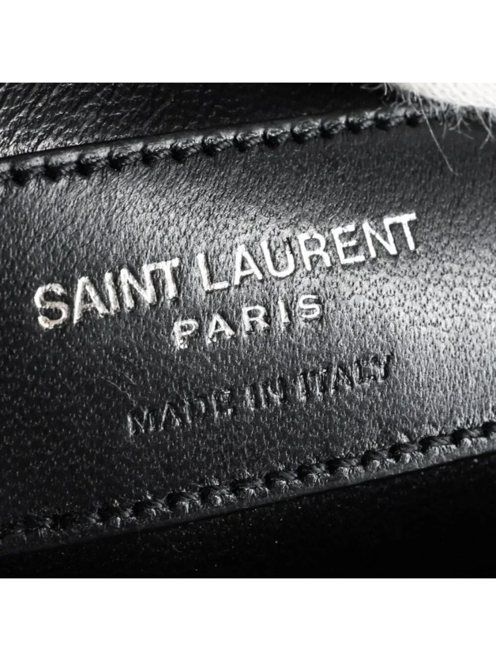 Saint Laurent Shoulder Bag Carre
